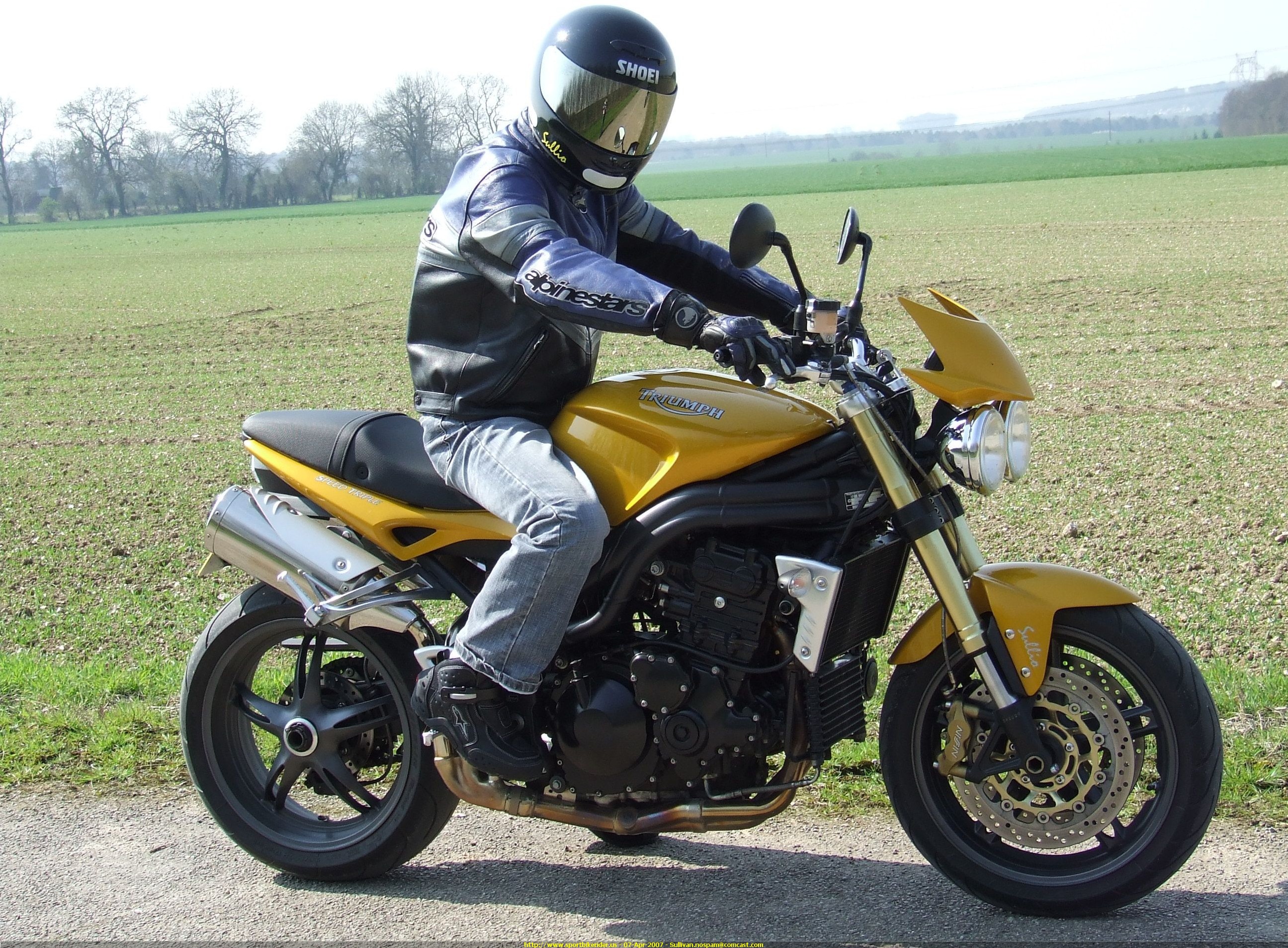 2005 Triumph Speed Triple Photos, Informations, Articles 