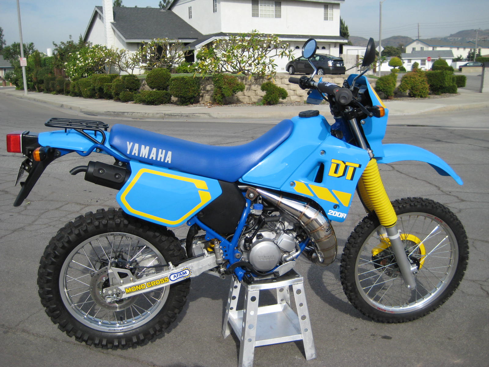 1991 Yamaha DT200R Photos, Informations, Articles - Bikes 