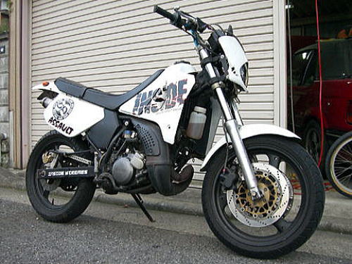 yamaha_DT200R-84 | Yamaha bikes, Yamaha dirt bikes, Custom 