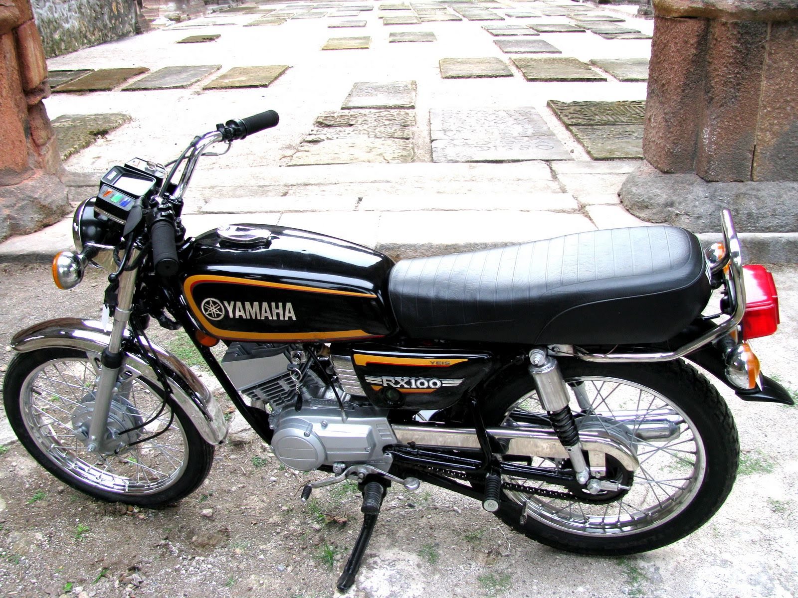 100 Yamaha Rx
